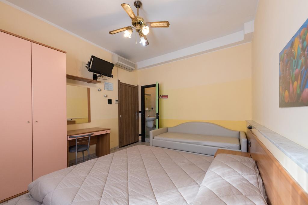 Hotel Santa Maria Finale Ligure Extérieur photo